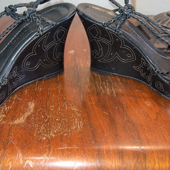 ANTONIO MELANI | Strappy Leather Wedges with Heel Design - Size 6 - Picture 4 of 11